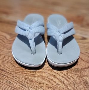 🌷Cloudsteppers Flip Flops Size 7.5